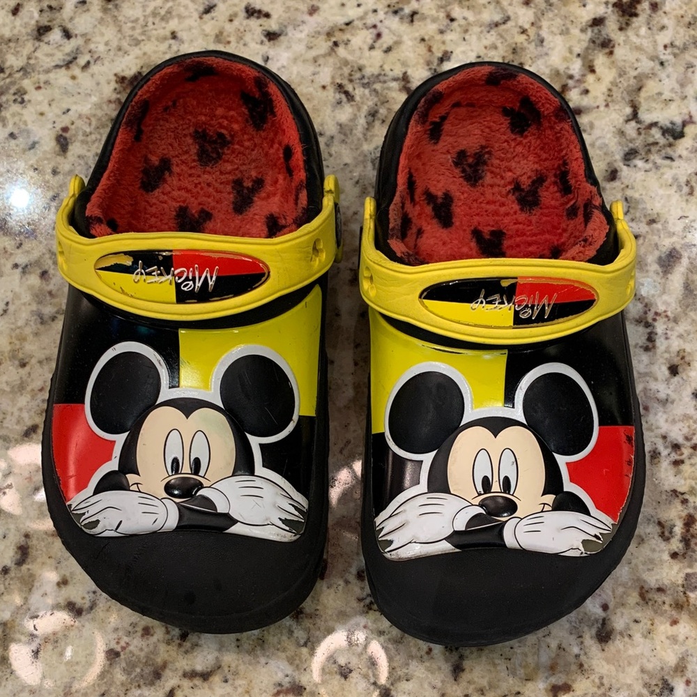 Crocs Disney Mickey Mouse Lined Clogs Kids Size J 1
